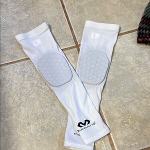 White Athletic Arm sleeve with elbow protection
